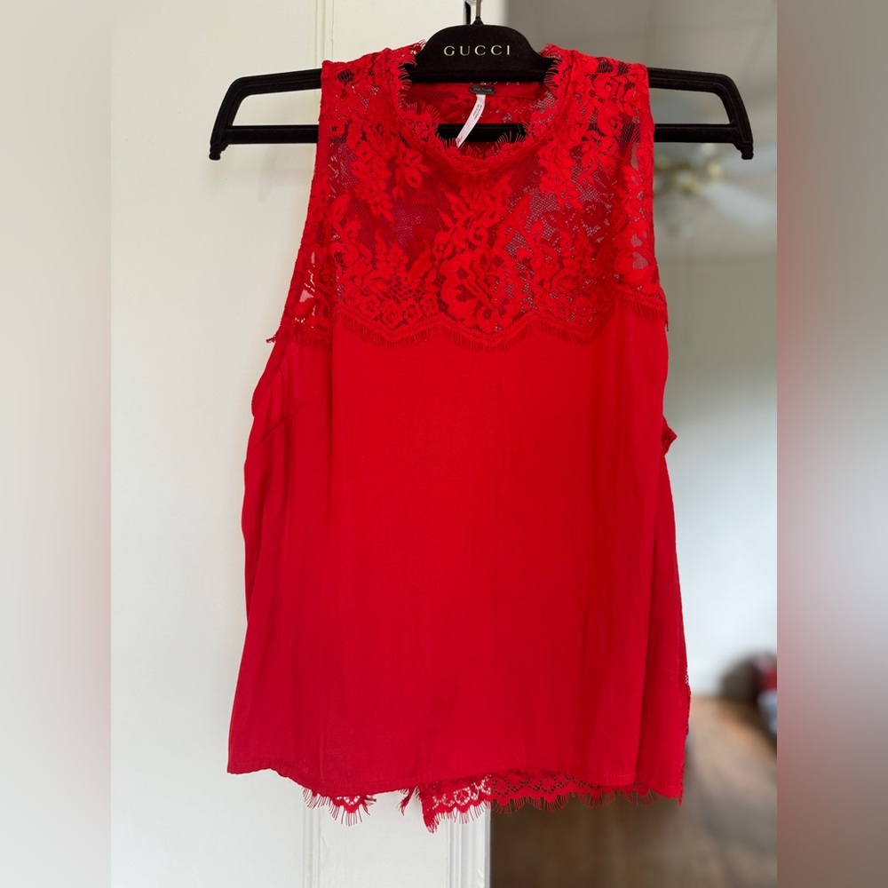 Free People beautiful red top. Size Small.